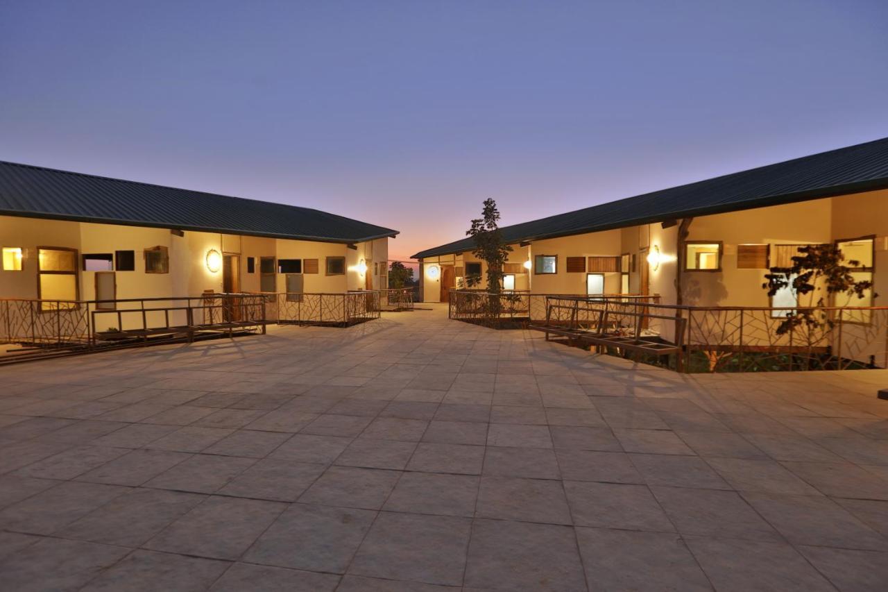 Hotel Tadoba Jungle Camp Mohurli Exterior foto